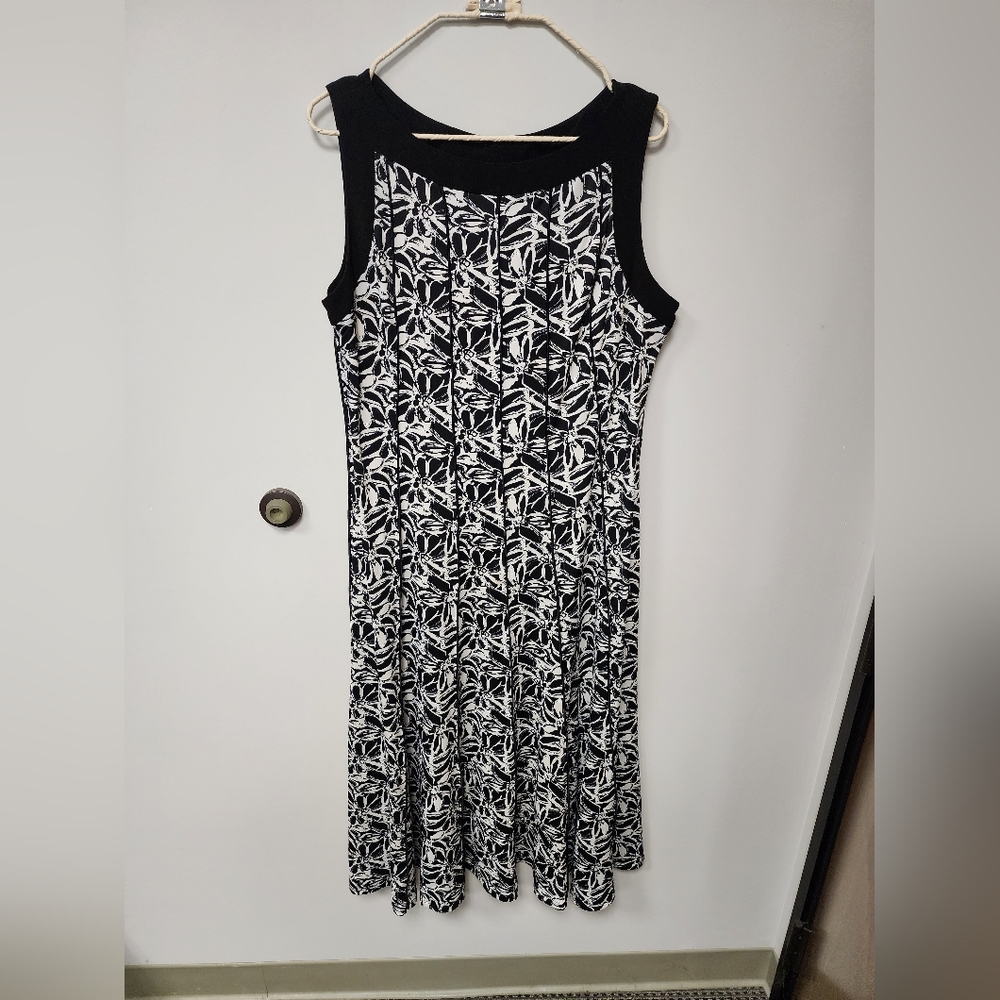 Black and white tank top style dress with belt & jacket
